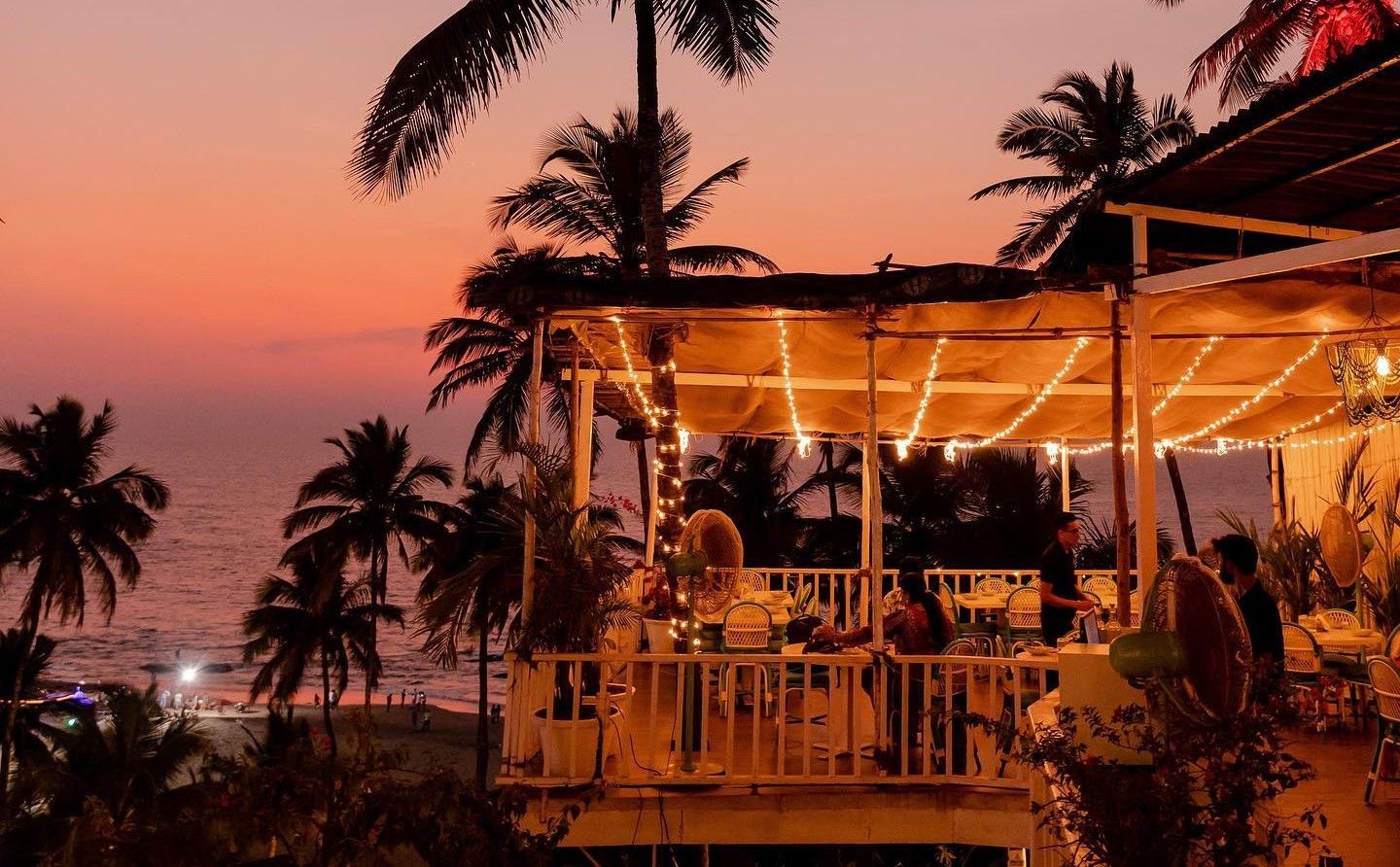 Antares Restaurant & Beach Club