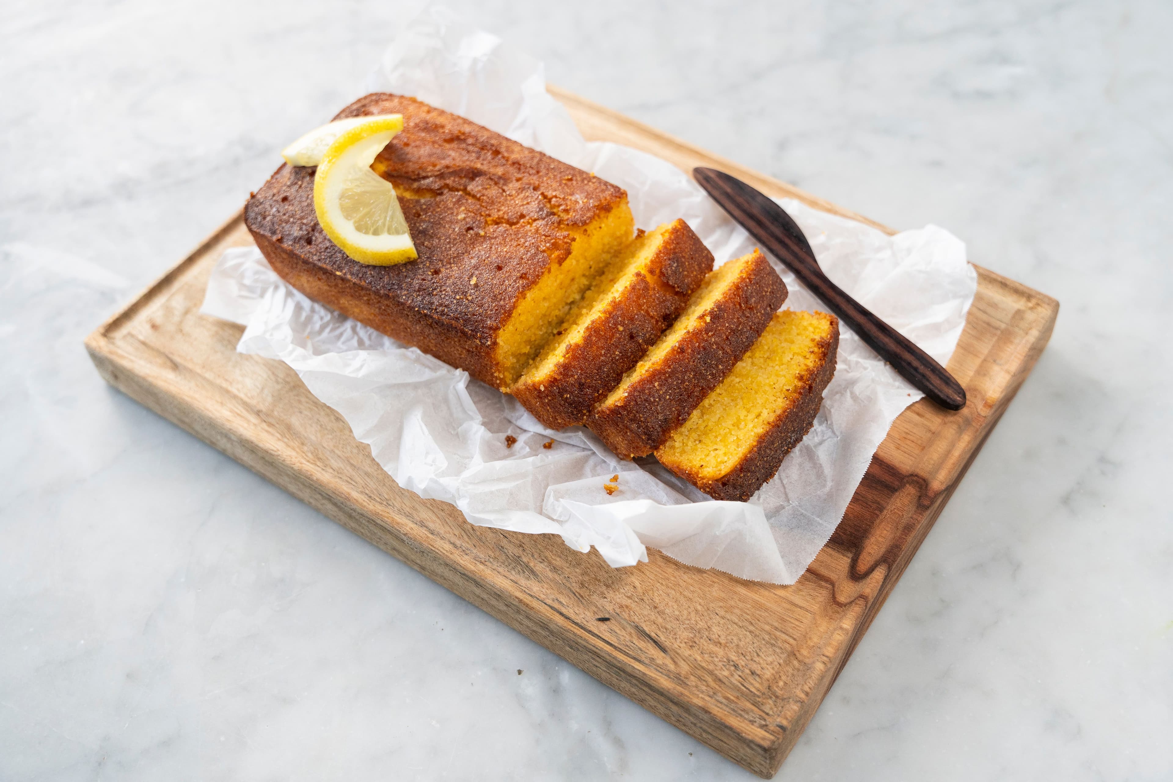 Air fryer Lemon, Almond and Polenta Cake recipe preview